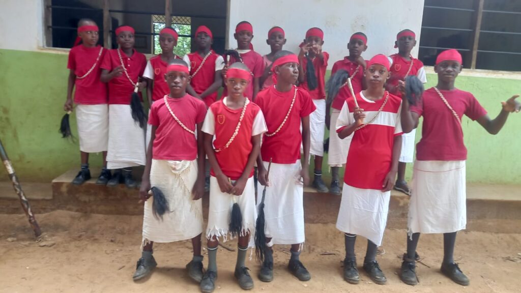 Music boys dancers